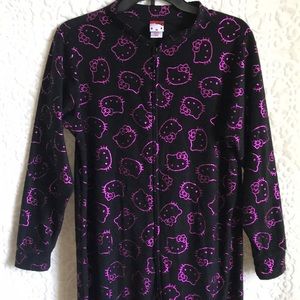 🌺 3 for $15 🌺 Hello Kitty Onesie, Women’s Small